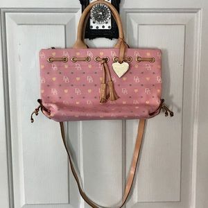 Authentic Dooney & Bourke Light Pink Purse 👛